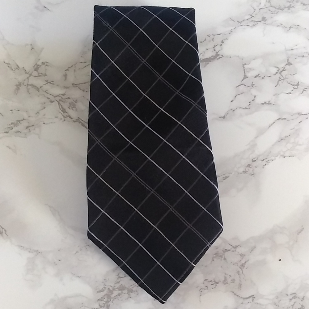 J. Ferrar Tie
